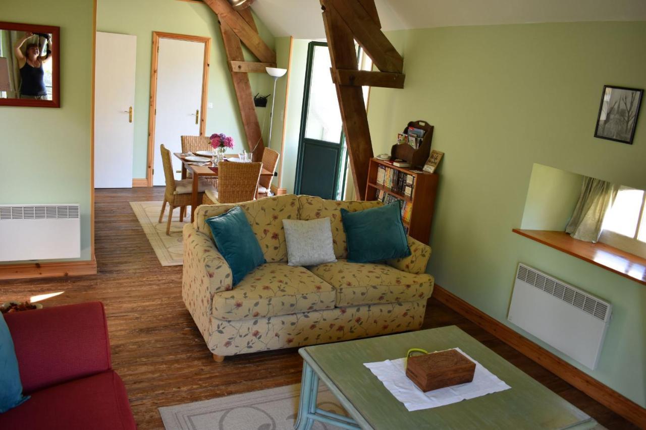 Gites In Le Neufbourg -Mortain Екстер'єр фото