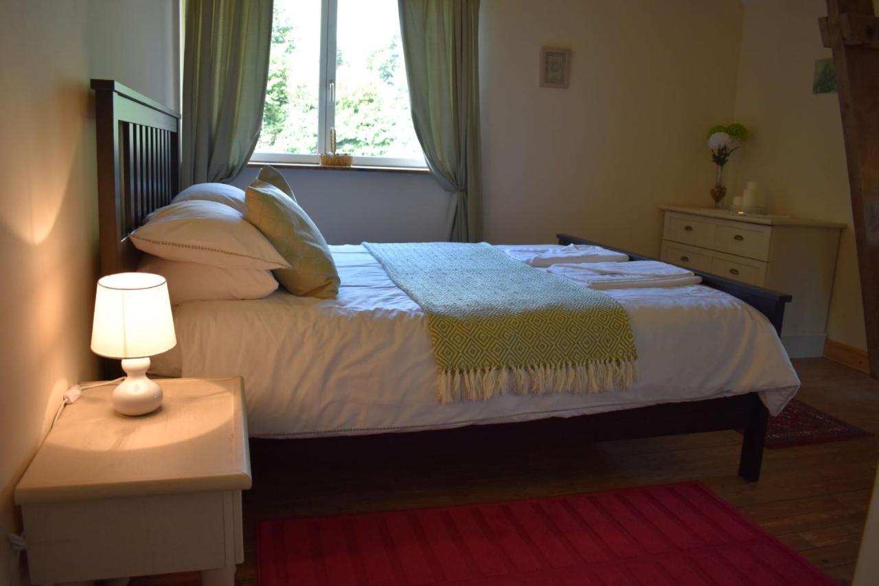 Gites In Le Neufbourg -Mortain Екстер'єр фото